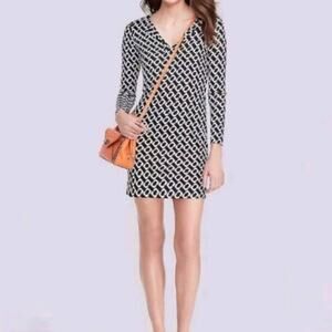 Diane Von Furstenberg Reina Silk Chain Link Shift Dress Black White Size 10